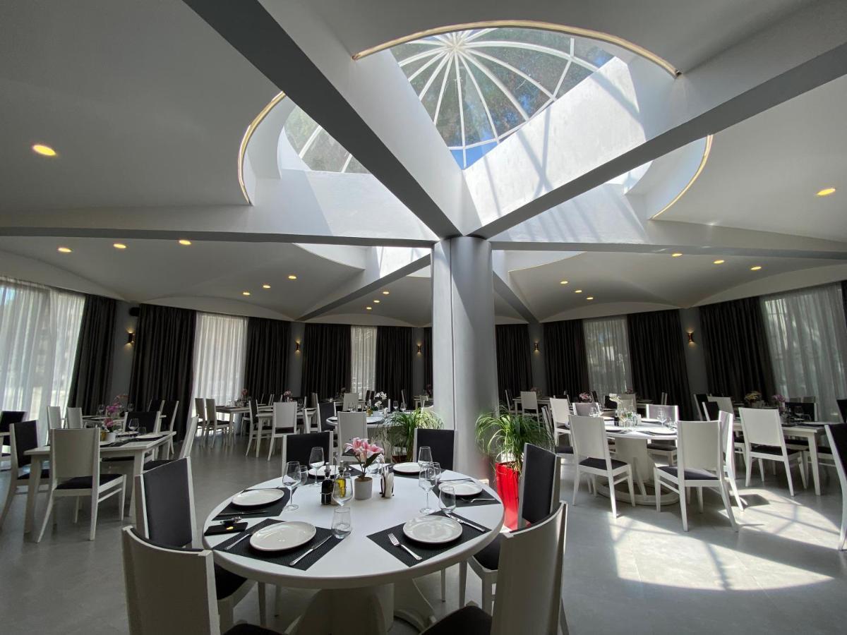 Atrium Deluxe Resort Golem  Zewnętrze zdjęcie